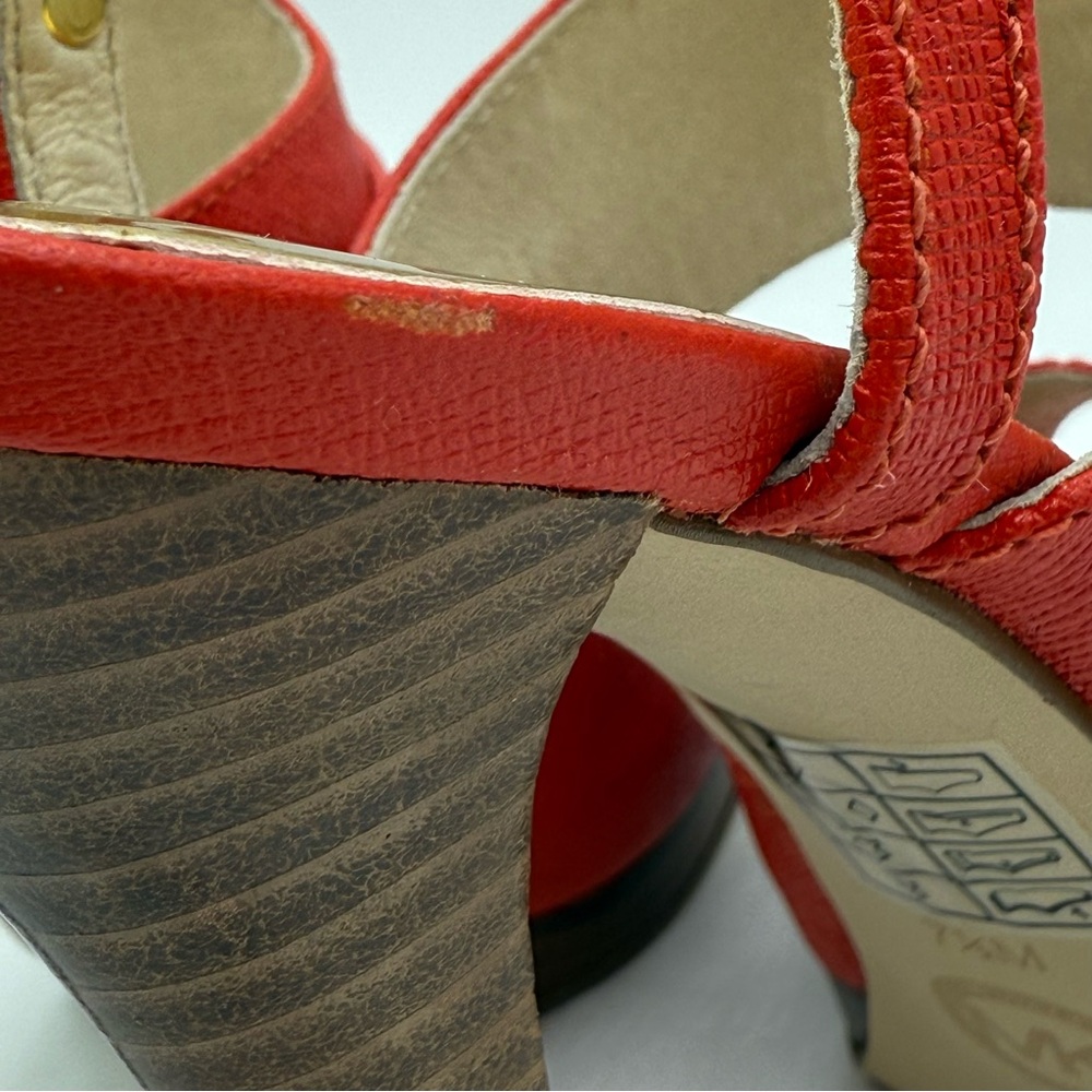 Michael Kors Mackenzie Saffiano Leather Logo Platform Sandal Luggage Size 7.5M - Picture 15 of 17